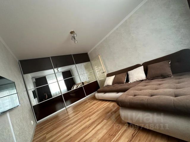 2-комн., 65 м², 6/17 этаж