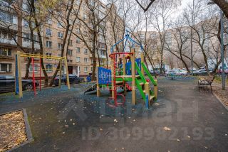 2-комн.кв., 48 м², этаж 3