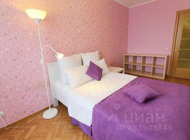 2-комн., 65 м², 8/10 этаж