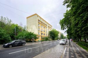 4-комн.кв., 108 м², этаж 2