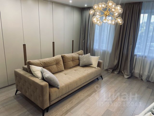 3-комн., 85 м², 1/6 этаж