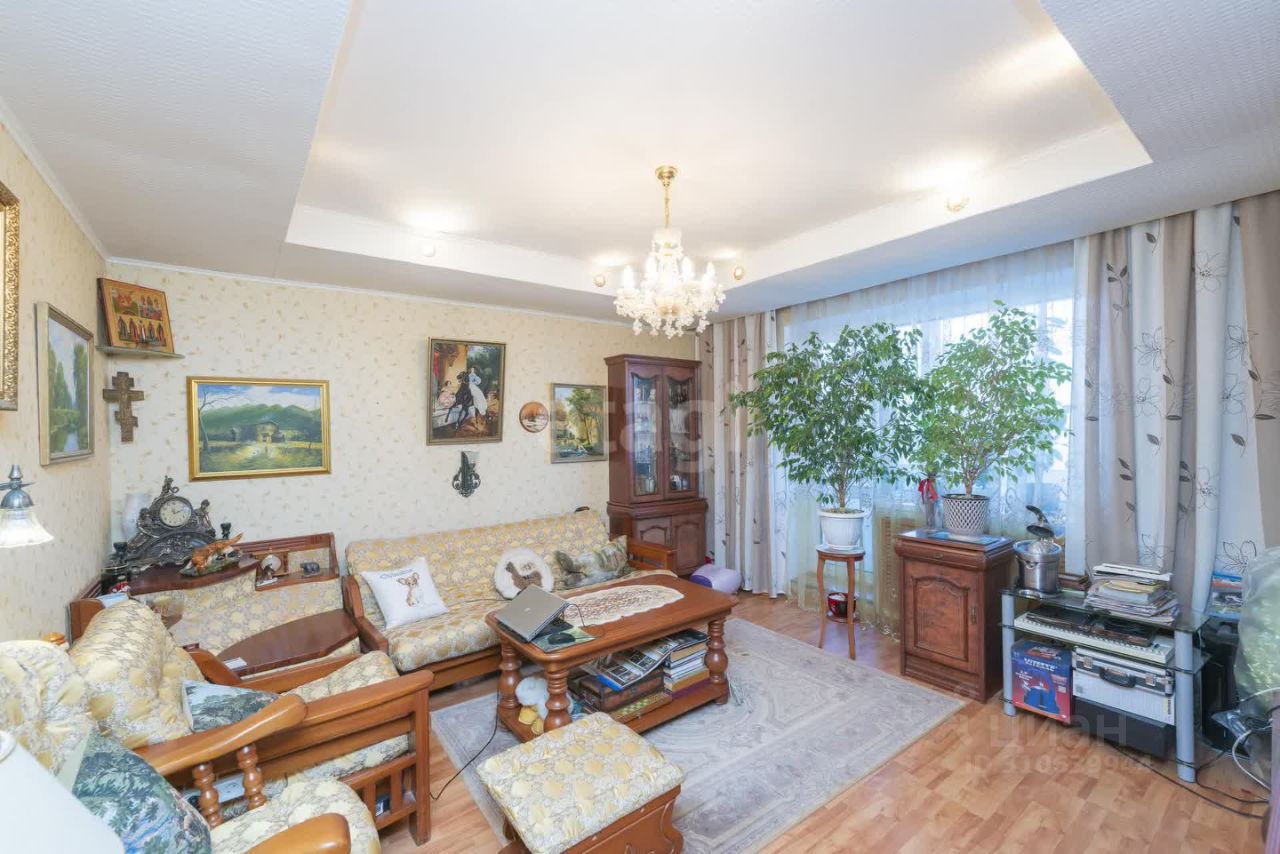 Продается3-комн.квартира,67,2м²