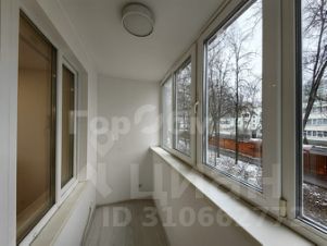 3-комн.кв., 65 м², этаж 3