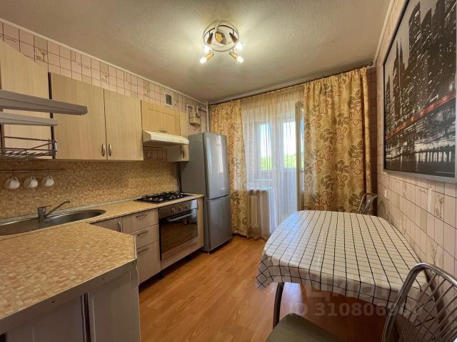 1-комн., 42 м², 4/10 этаж