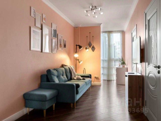 3-комн., 90 м², 1/1 этаж