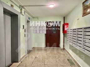 2-комн.кв., 49 м², этаж 12