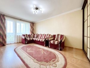 2-комн.кв., 50 м², этаж 3