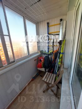 3-комн.кв., 63 м², этаж 9