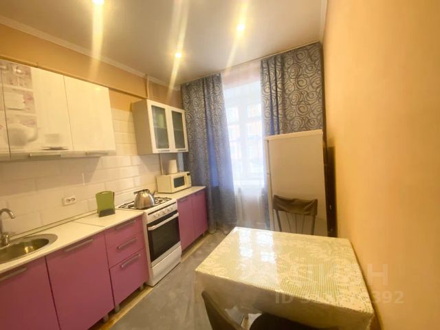 1-комн., 32 м², 1/3 этаж