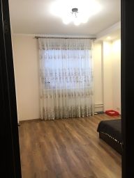 2-комн.кв., 68 м², этаж 13