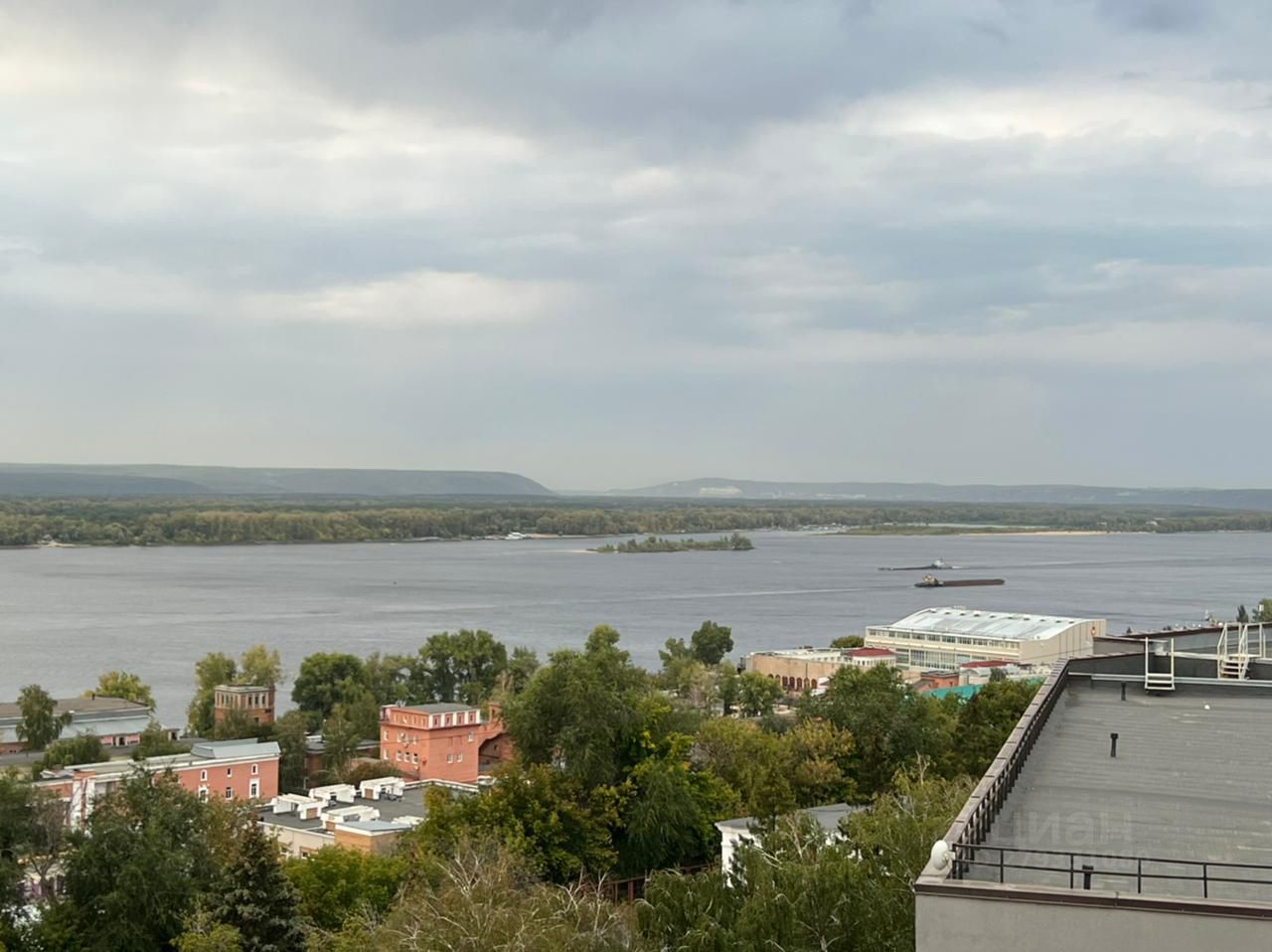 Двухуровневые квартиры в районе Ленинский в городе Самара, цены на  двухэтажные квартиры. Найдено 3 объявления.