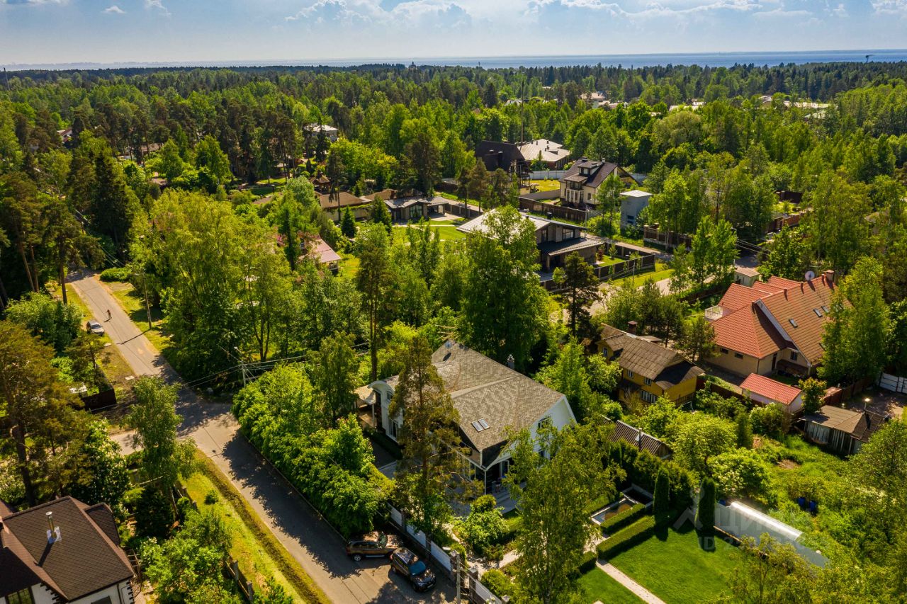 Купить дом на проспекте Мариинский в поселке Лисий Нос в Санкт-Петербурге,  продажа домов - база объявлений Циан. Найдено 2 объявления