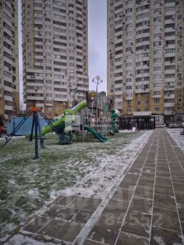 3-комн.кв., 92 м², этаж 10