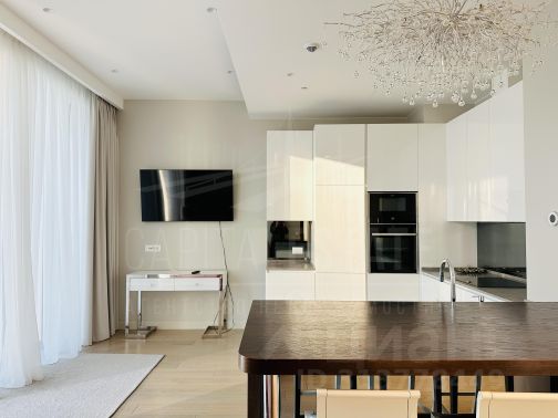 2-комн. апарт., 75 м², 31/68 этаж