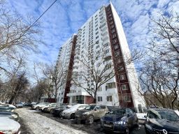 2-комн.кв., 54 м², этаж 1