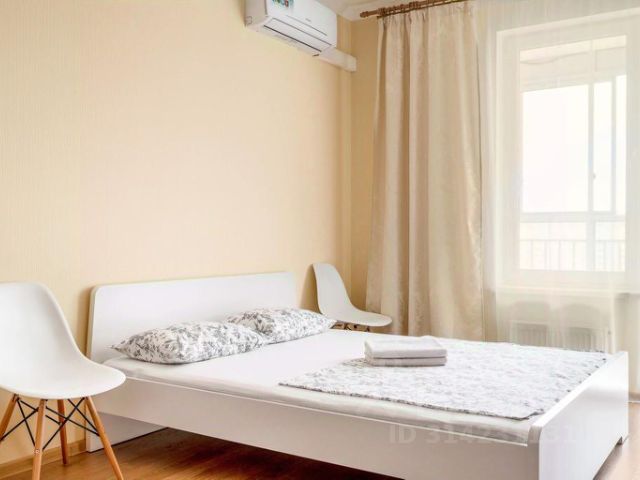 1-комн., 43 м², 1/1 этаж