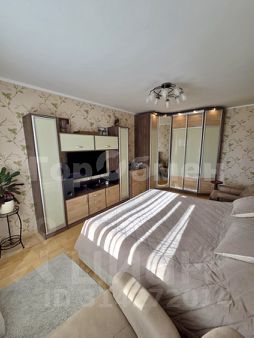 2-комн.кв., 60 м², этаж 9