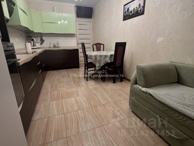 2-комн., 60 м², 17/25 этаж