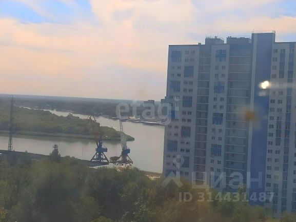 2-комн., 56 м², 10/14 этаж