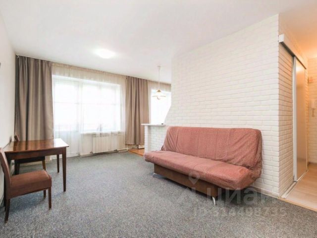 1-комн., 60 м², 1/1 этаж