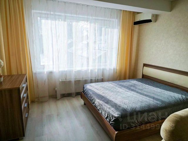 1-комн., 52 м², 1/1 этаж