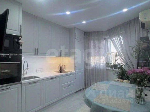 2-комн., 52 м², 13/17 этаж