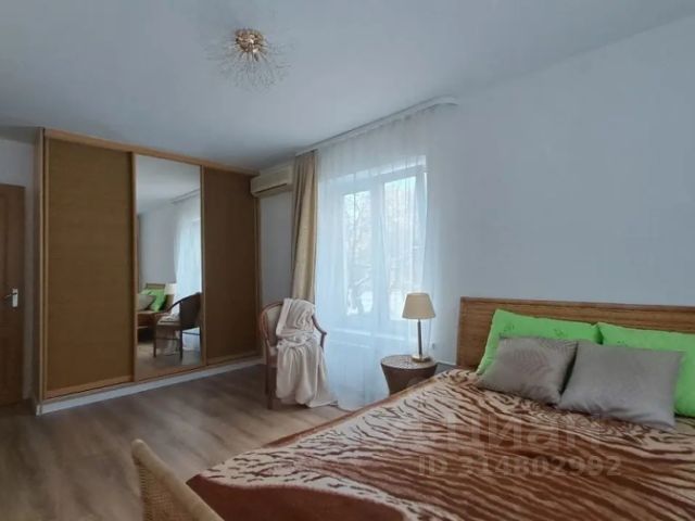 1-комн., 83 м², 1/1 этаж