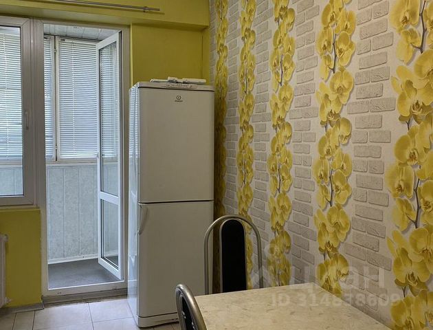 2-комн., 70 м², 3/15 этаж