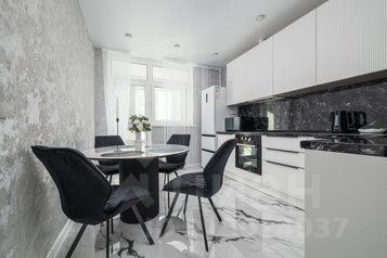 2-комн., 70 м², 8/23 этаж