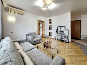 2-комн.кв., 52 м², этаж 13