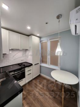 4-комн.кв., 62 м², этаж 7