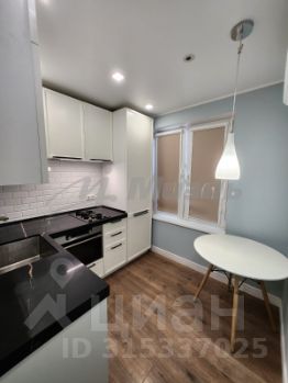 4-комн.кв., 62 м², этаж 7