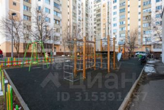 3-комн.кв., 99 м², этаж 8