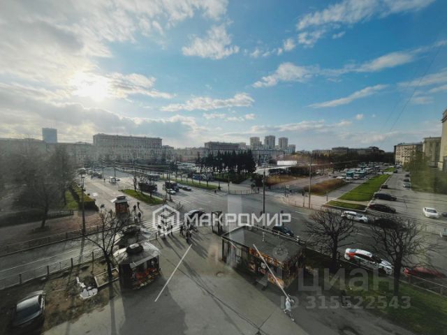3-комн., 90 м², 4/7 этаж