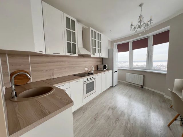 2-комн., 70 м², 22/32 этаж