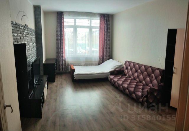 1-комн., 32 м², 1/1 этаж