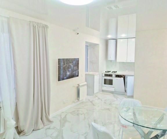 1-комн., 50 м², 1/1 этаж