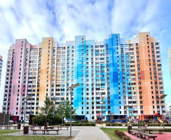 2-комн., 56 м², 10/17 этаж