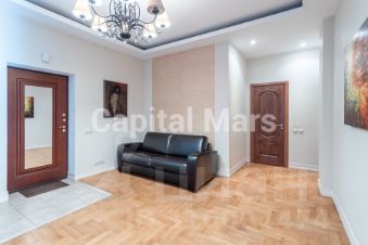 2-комн.кв., 99 м², этаж 10