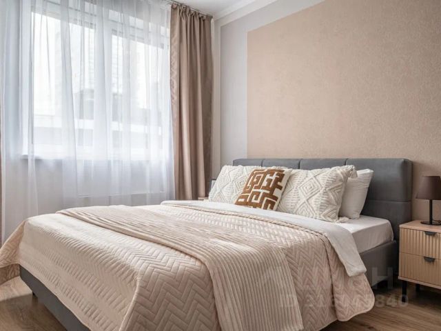 2-комн., 82 м², 3/32 этаж