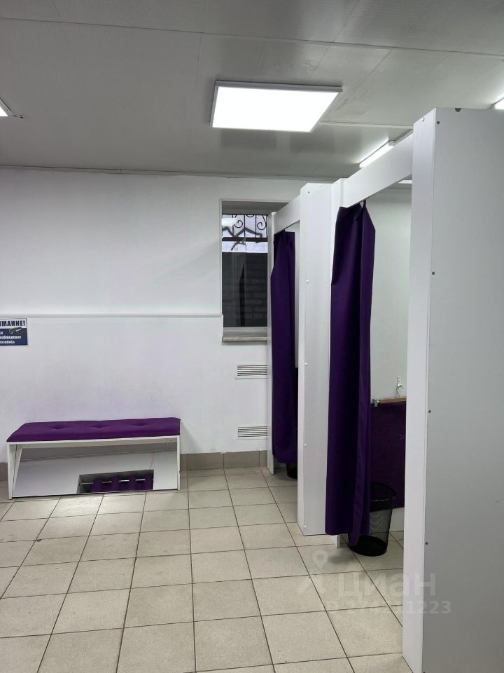 Помещение в подвале, 72 м², р-н Калининский
