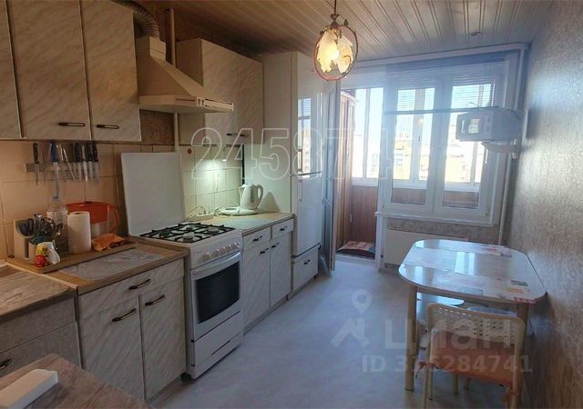 1-комн., 42 м², 10/12 этаж