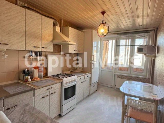 1-комн., 42 м², 10/12 этаж
