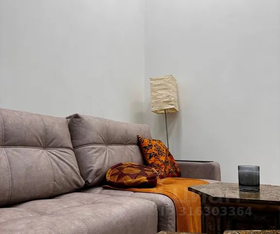 Студия, 60 м², 1/5 этаж