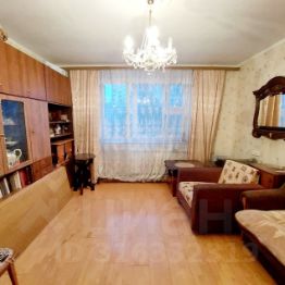 3-комн.кв., 71 м², этаж 1