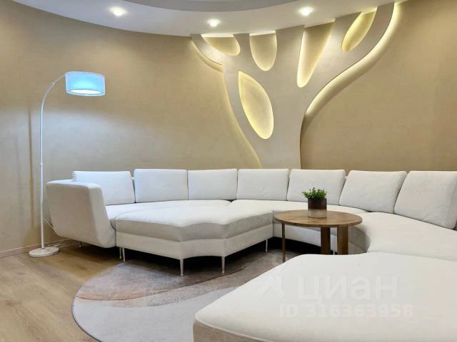 2-комн., 90 м², 3/5 этаж