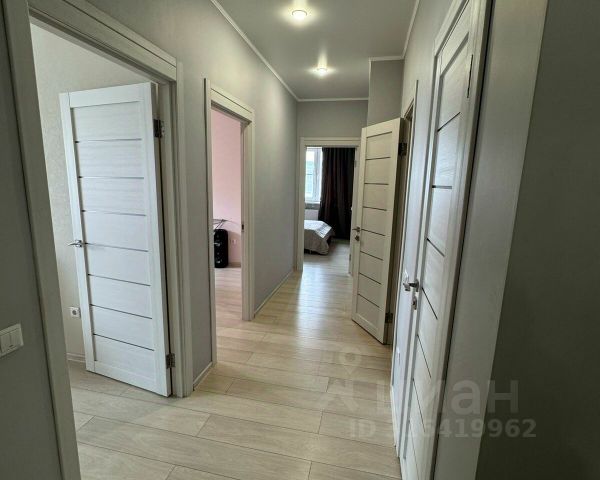 2-комн., 60 м², 10/18 этаж