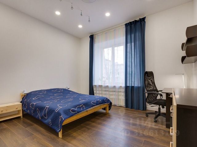 2-комн., 88 м², 2/4 этаж