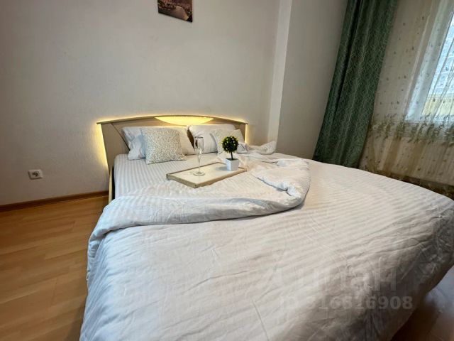 1-комн., 42 м², 2/10 этаж