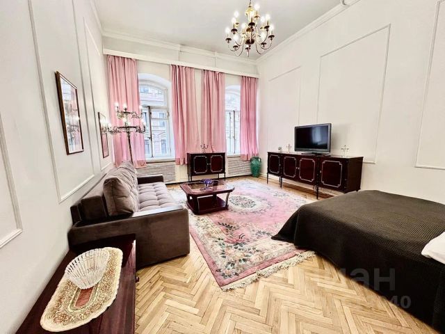 2-комн., 85 м², 2/5 этаж